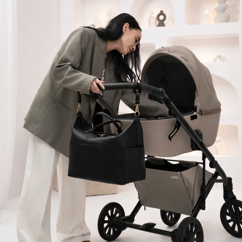 Držák na kočárek MyBabyBag v černé barvě